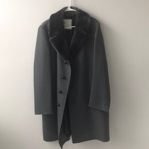 LONDON FOG coat with velvet collar